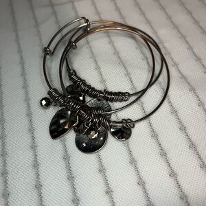 Silver-Tone Charm Bangles Stackable Bracelet Trio